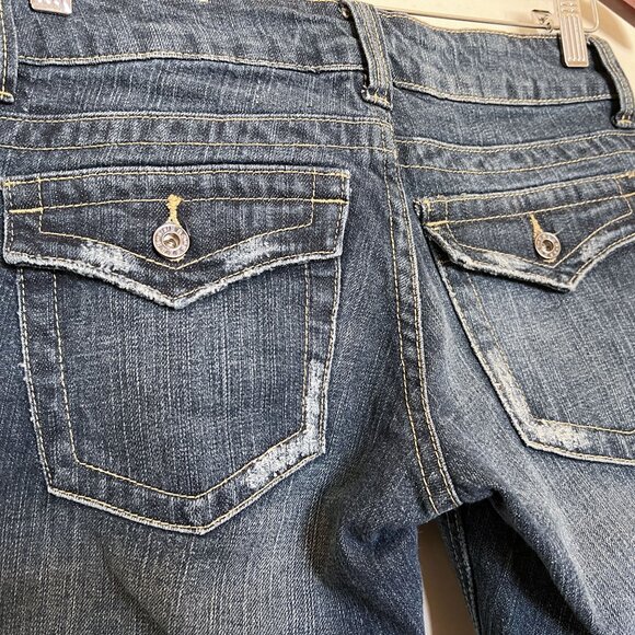 NWOT Y2K Guess Doheny Low-Rise Bootcut Jeans Size 26 Distressed Mid/Dark Wash - Picture 6 of 10